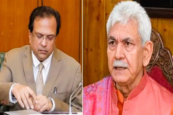 Union Home Secretary Govind Mohan (left) and J&K Lieutenant Governor Manoj Sinha